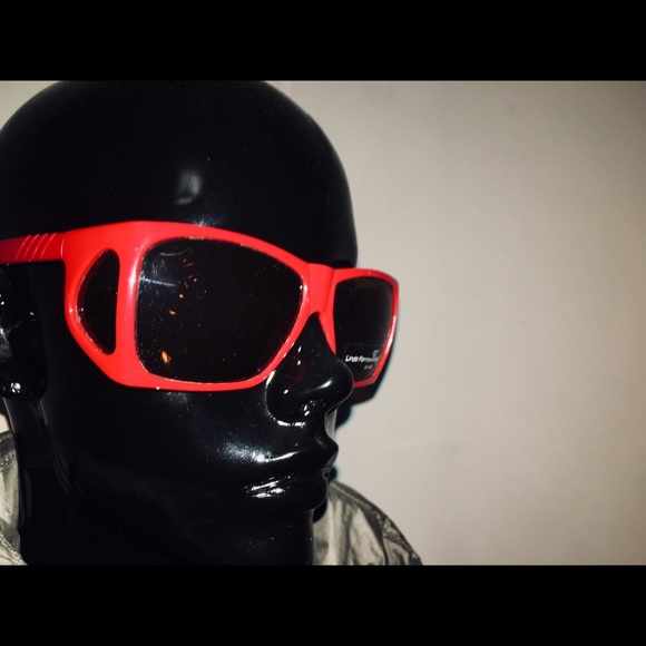 Linda Farrow Vintage Retro Sunglasses - Picture 7 of 7